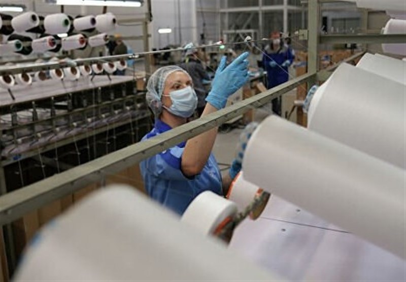 کارخانه تولیدی پارچه فاستونی در اردستان راه‌اندازی شد