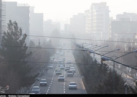 نخستین دستگاه سنجش آلودگی هوای استان اصفهان در اردستان نصب شد