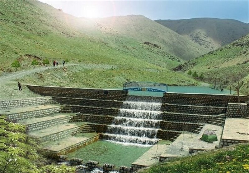 بیش از ۸ میلیارد ریال پروژه‌های آبخیزداری در اردستان اجرایی شد