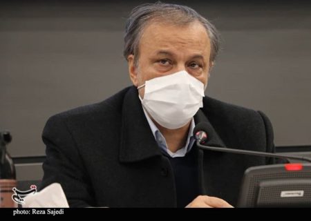 خام فروشی مواد معدنی همچنان ادامه دارد