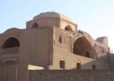 حیاط جنوبی مسجد “خسرو” اردستان مرمت شد/تصاویر