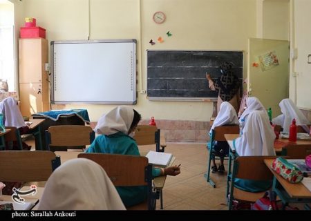 ۲۰ میلیارد ریال اعتبار ویژه تجهیز مدارس اردستان اختصاص یافت