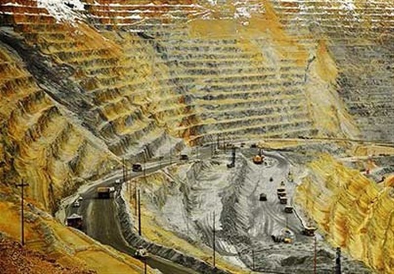 دو خبر خوش فرماندار برای مردم اردستان؛ بهره‌برداری از معادن طلا و احداث کارخانه تولید شمش