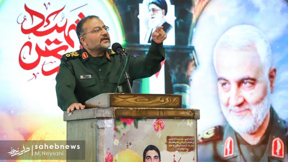 خون شهدای حادثه کرمان صفحه جدیدی از پیروزی را رقم خواهد زد