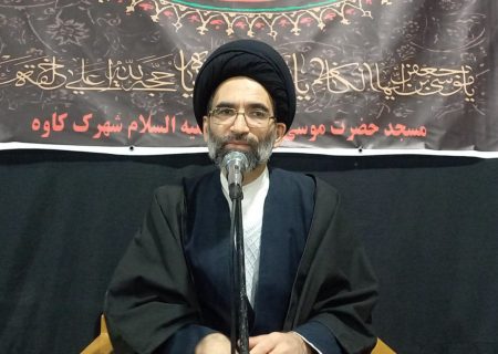 بصیرت امام راحل دل‌های مردم را منقلب کرد