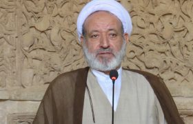 انتقاد امام جمعه اردستان از عدم تکمیل زورخانه