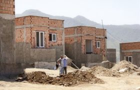 بعضی از پروژه های مسکن سازی در اردستان پس از وقفه ۲ سال آغاز شد