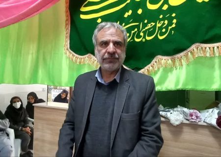 تأکید رئیس هیئت‌مدیره سالمندان کوثر اردستان بر ترویج سیره علوی در جامعه همزمان با روز پدر