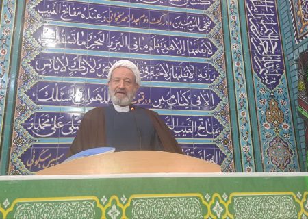 ایران از سر قدرت مذاکره می کند/ هشدار امام جمعه اردستان درباره بی توجهی به تربیت دینی و حاشیه سازی در دانشگاه ها