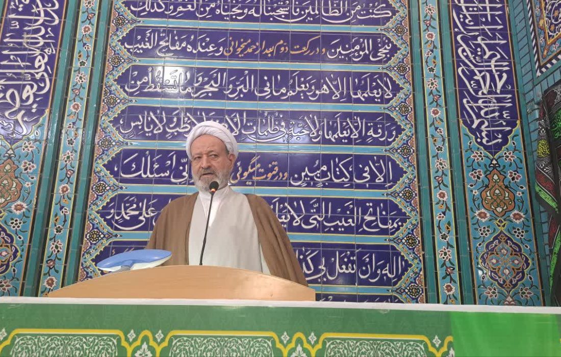 امام جمعه اردستان، سخنرانی‌های دقیق رهبری نقشه‌های دشمن را خنثی کرد
