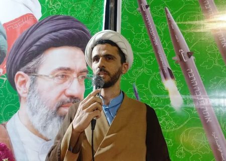 استقامت در برابر مشکلات، رمز پیروزی اسلام در طول تاریخ بوده است