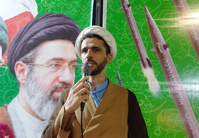 استقامت در برابر مشکلات، رمز پیروزی اسلام در طول تاریخ بوده است