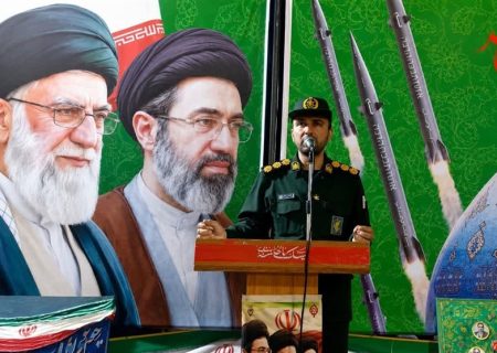 وحدت ملی و تبعیت از ولایت، رمز عبور کشور از جنگ ترکیبی دشمن است