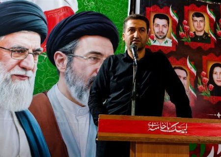 مردم ایران همواره در سخت‌ترین شرایط در کنار نظام و انقلاب ایستاده‌اند