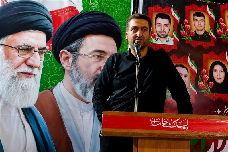 مردم ایران همواره در سختترین شرایط در کنار نظام و انقلاب ایستادهاند
