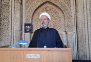 وحدت ملی باید حفظ شود/همه گوش به فرمان رهبری باشند