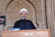 امام جمعه اردستان، مسئولان مسائل اصلی مردم را به موضوعات فرعی گره نزنند