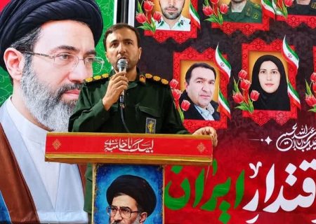 مردم باید از مسئولان برای اجرای قوانین مصوب و احکام قانونی در حوزه حجاب و مسائل فرهنگی مطالبه کنند