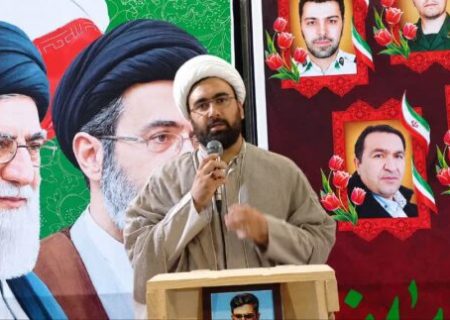 «حاضر و ناظر دانستن امام زمان(عج)» یکی از شاخصه‌های معرفت به امام است