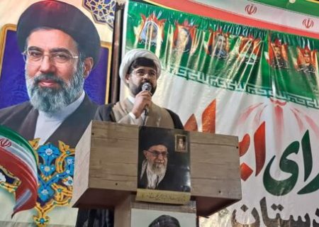مسئولان باید حضور مردم و خانواده‌های شهدا را جدی بگیرند