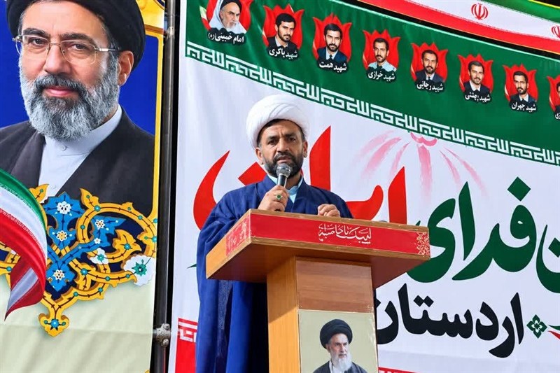 تهاجم فرهنگی برخلاف جنگ نظامی، نامحسوس و تدریجی است