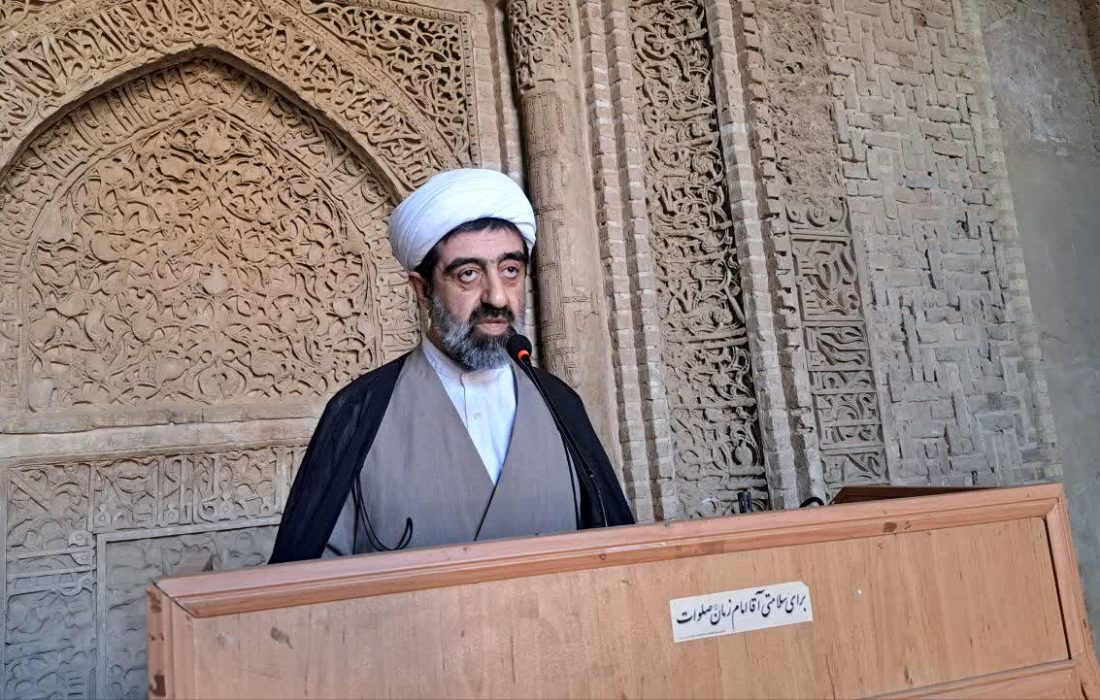 امام جمعه موقت اردستان، حضرت زهرا الگوی کامل عفاف، عبادت و دفاع از ولایت است